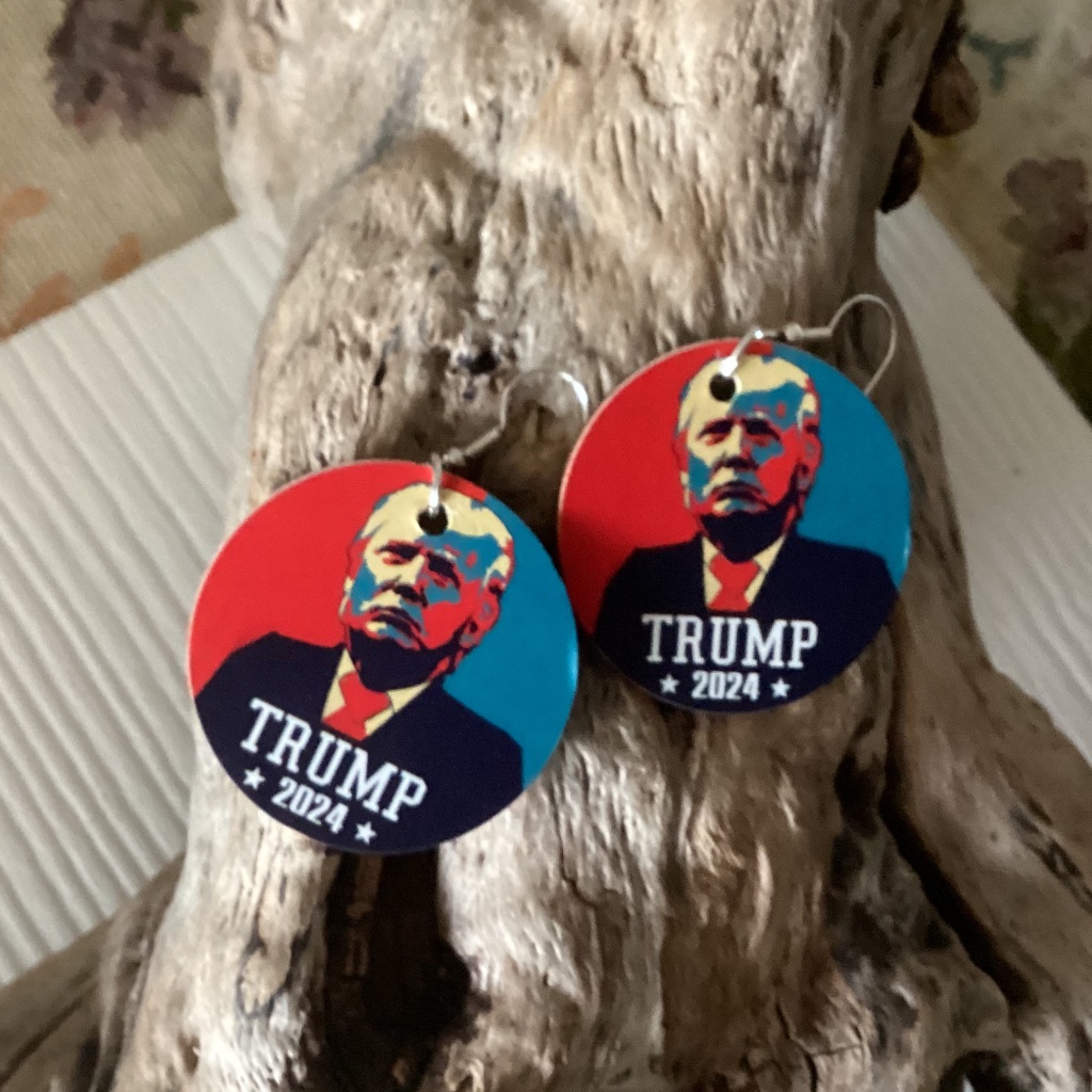 Trump 2024 Wood Circle Earrings 15 16$